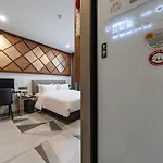 Hotel Ru136